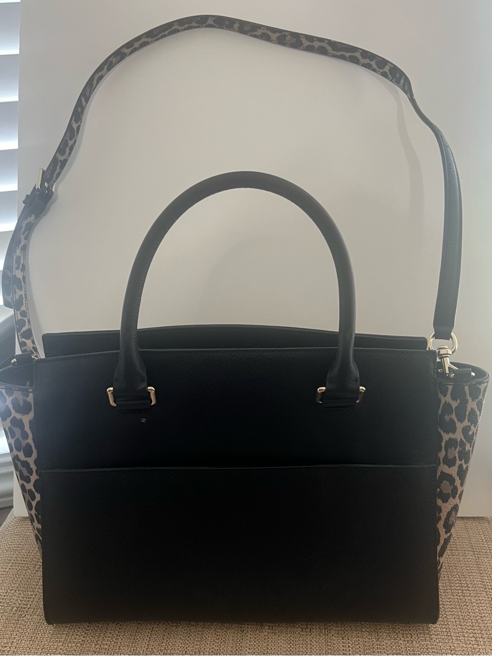 Kate Spade leather handbag with Leopard accents. - Picture 3 of 6